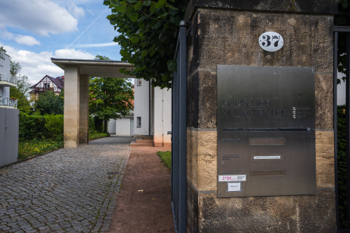 Briefkasten vor dem Haus der Architekten in Dresden