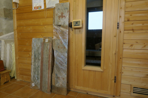 Denkmal Holzmalerei vor Sauna